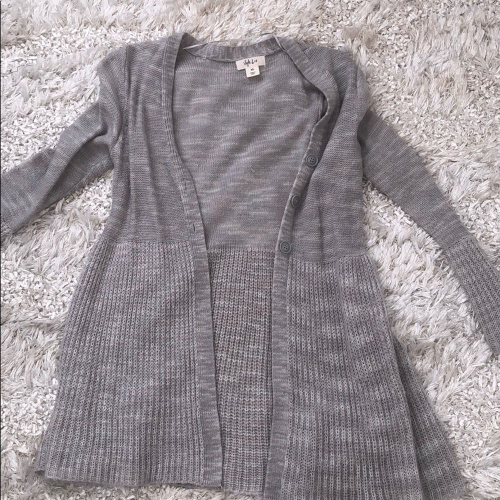 Cardigan grey pink cream lines